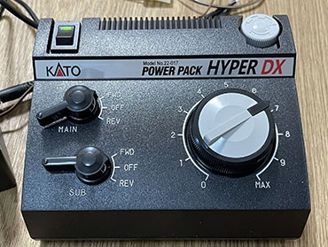 今度は2台のKATOパワーパックを使ってダブルクロスを渡らせてみた | 美里山倶楽部